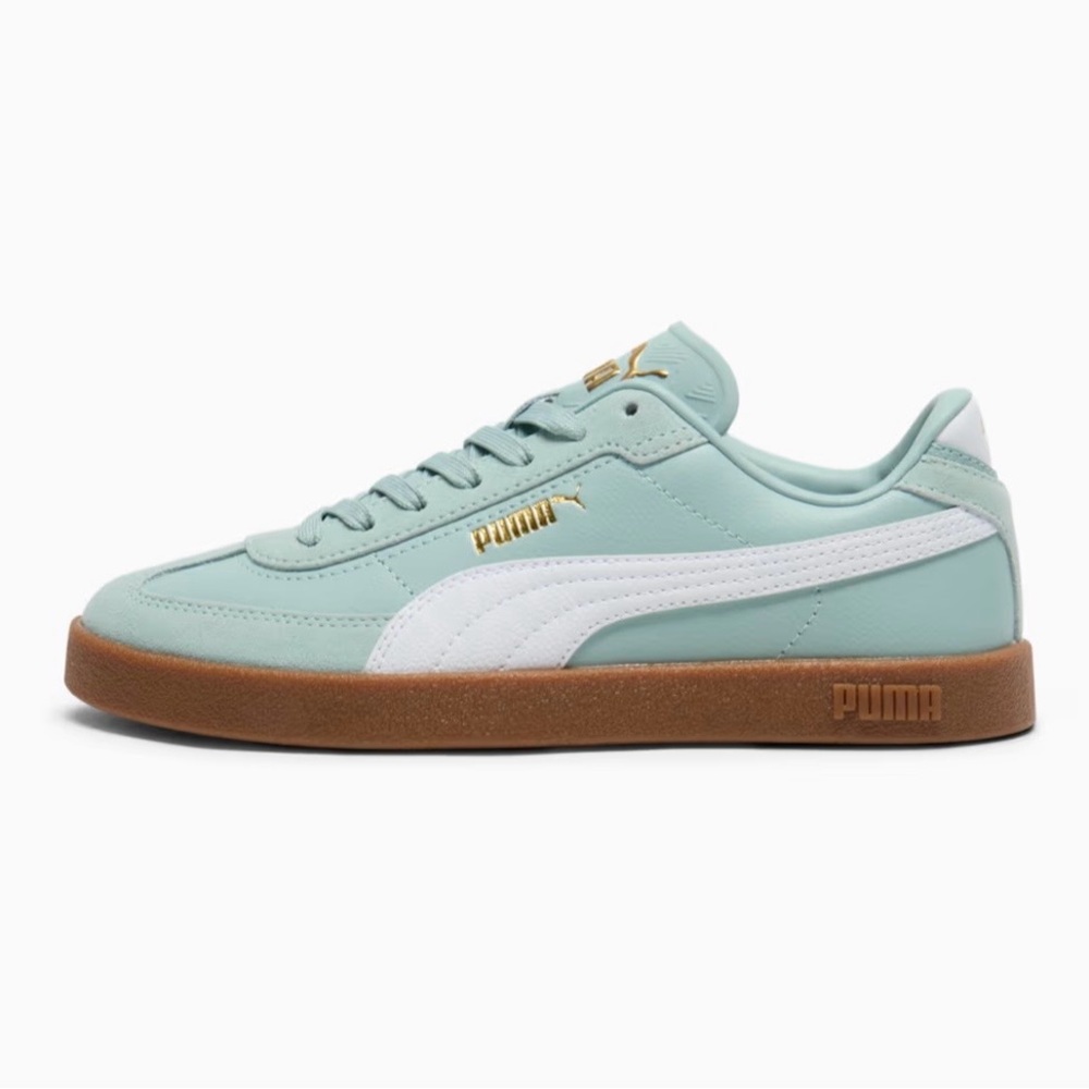 NWOT Puma Light Green Sneakers with White and Gold Details